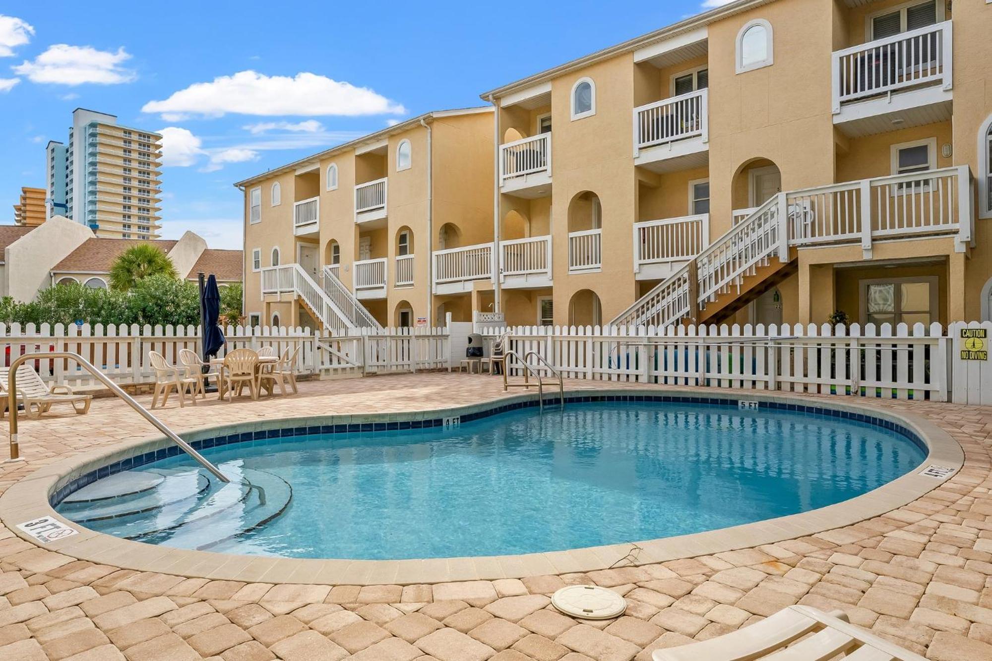 Treasure Island 1607 Apartment Panama City Beach
